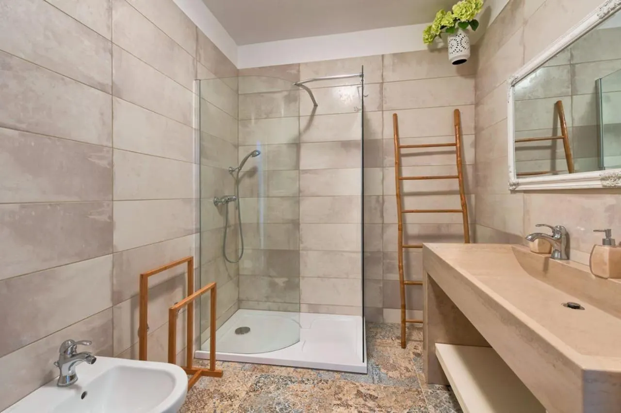 בוזט Villa Lapis - Happy Rentals