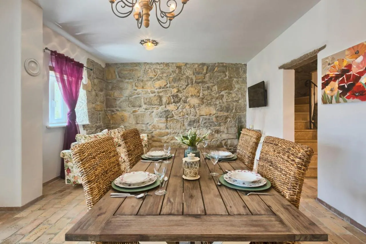 בוזט Villa Lapis - Happy Rentals
